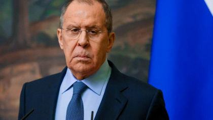 Lavrov spune ca ridicarea sanctiunilor este un subiect in negocierile de pace. Ucrainenii il contrazic