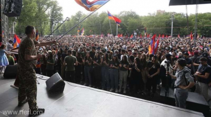 Armenia: Manifestatie la Erevan impotriva premierului Pasinian si concesiilor fata de Azerbaidjan privind Nagorno-Karabah