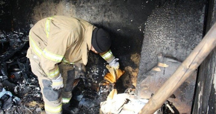 IGSU, despre cauza preliminara a incendiului izbucnit la biserica din Calarasi IGSU, despre cauza preliminara a incendiului izbucnit la biserica din Calarasi