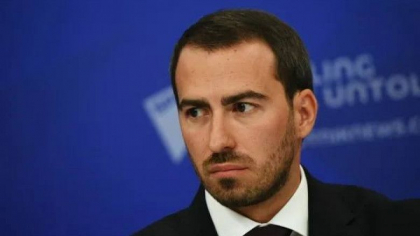 Inca o moarte misterioasa in Rusia. Directorul statiunii de schi Gazprom a cazut de pe o stanca Inca o moarte misterioasa in Rusia. Directorul statiunii de schi Gazprom a cazut de pe o stanca