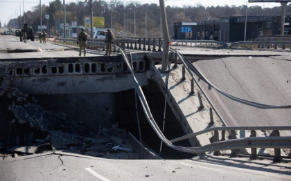 Statul Major al armatei ucrainene: Obiectivul noilor ofensive ale Rusiei este distrugerea infrastructurii de transport a Ucrainei, in special statii de cale ferata si poduri Statul Major al armatei ucrainene: Obiectivul noilor ofensive ale Rusiei este distrugerea infrastructurii de transport a Ucrainei, in special statii de cale ferata si poduri