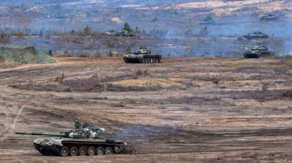 Belarusul desfasoara exercitii militare ample, despre care spune ca nu reprezinta o amenintare pentru vecini Belarusul desfasoara exercitii militare ample, despre care spune ca nu reprezinta o amenintare pentru vecini