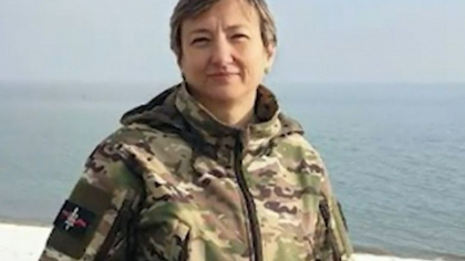 De ce s-a inrolat Natalia in Batalionul Azov, la aproape 50 de ani? Povestea unei familii ucrainene devastate de razboi De ce s-a inrolat Natalia in Batalionul Azov, la aproape 50 de ani? Povestea unei familii ucrainene devastate de razboi