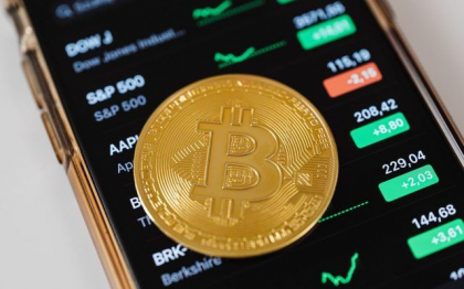 Franta a devenit prima tara europeana mare care a autorizat operatiunile platformei de tranzactionare de criptomonede Binance Franta a devenit prima tara europeana mare care a autorizat operatiunile platformei de tranzactionare de criptomonede Binance