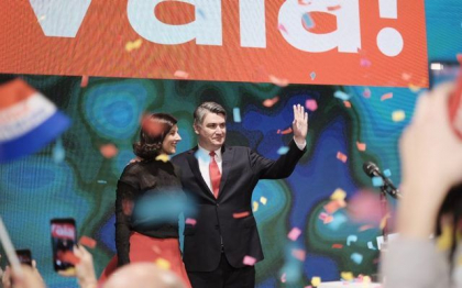 Presedintele croat anunta ca va uza de dreptul sau de veto asupra aderarii Suediei si Finlandei la NATO, daca va putea. Decizia ar putea fi luata insa la nivel de ambasadori Presedintele croat anunta ca va uza de dreptul sau de veto asupra aderarii Suediei si Finlandei la NATO, daca va putea. Decizia ar putea fi luata insa la nivel de ambasadori