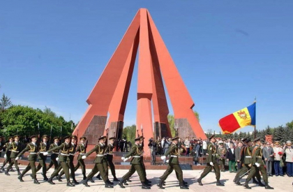 Sefa statului, despre securitatea tarii de 9 mai: „Consiliul Suprem de Securitate a crescut gradul de alerta. Vom face tot posibilul pentru a nu destabiliza situatia” Sefa statului, despre securitatea tarii de 9 mai: „Consiliul Suprem de Securitate a crescut gradul de alerta. Vom face tot posibilul pentru a nu destabiliza situatia”