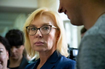 In Zaporijia, invadatorii rusi terorizeaza oamenii si ii obliga sa plateasca „taxe militare” In Zaporijia, invadatorii rusi terorizeaza oamenii si ii obliga sa plateasca „taxe militare”