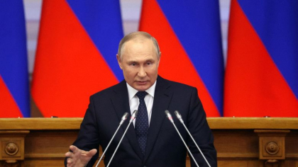 Putin le-a urat „tuturor locuitorilor Ucrainei un viitor pasnic si drept” in timp ce le bombardeaza tara si ucide mii de civili