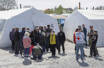 Ucraina: „Civili evacuati de la otelaria Azovstal din Mariupol au sosit la Zaporojie” (AFP)