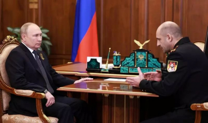 Mesajul cinic al lui Vladimir Putin pentru tatal unui comandant rus ucis in Ucraina: „Nu avem de ales”