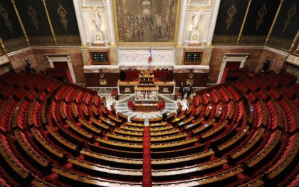 Alegeri parlamentare Franta: presedintele Emmanuel Macron creditat cu o majoritate in parlament, desi votantii se pronunta in majoritate pentru o coabitare