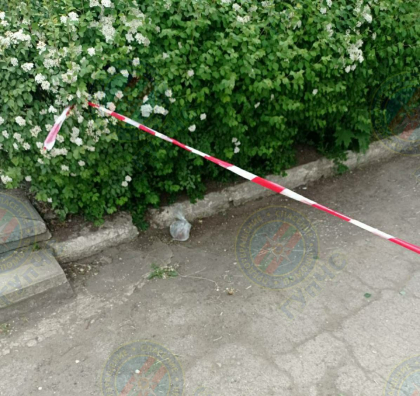 Un pachet cu doua kilograme de mercur - depistat pe strazile unui oras din Transnistria - FOTO Un pachet cu doua kilograme de mercur - depistat pe strazile unui oras din Transnistria - FOTO