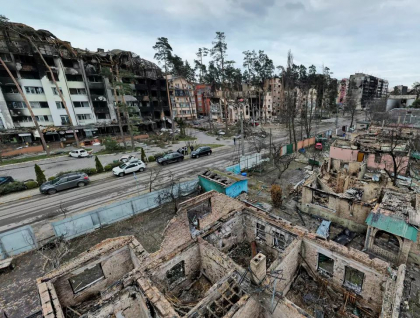 La mai bine de o luna de la retragerea rusilor din Irpin, localnicii gasesc inca proiectile extrem de periculoase la tot pasul