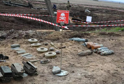Soldatii rusi pun mine antipersonal in jucarii sau frigidere. „Lasa dupa ei iadul" Soldatii rusi pun mine antipersonal in jucarii sau frigidere. „Lasa dupa ei iadul"