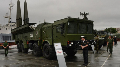 Belarusul se inarmeaza. A achizitionat din Rusia sisteme antiaeriene S-400 si rachete Iskander
Belarusul se inarmeaza. A achizitionat din Rusia sisteme antiaeriene S-400 si rachete Iskander