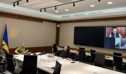 Ucraina nu va accepta incetarea focului pana la retragerea completa a trupelor rusesti: „Echipa noastra de negociere este formata din arme, sanctiuni si bani” Ucraina nu va accepta incetarea focului pana la retragerea completa a trupelor rusesti: „Echipa noastra de negociere este formata din arme, sanctiuni si bani”