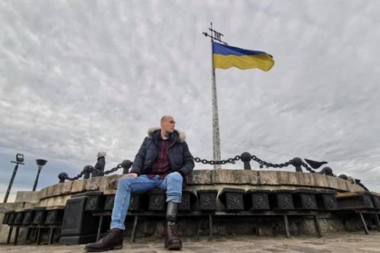 A luptat in Donbass, si-a pierdut piciorul, dar a revenit pe campul de lupta. Povestea unui voluntar din Moldova care lupta in Ucraina - FOTO