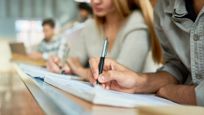 Rusia trece la un sistem de educatie „de interes national”. Studentii nu vor mai putea studia sau lucra in afara Rusia trece la un sistem de educatie „de interes national”. Studentii nu vor mai putea studia sau lucra in afara