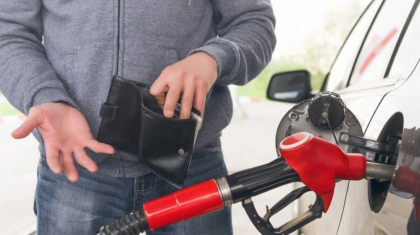 Ultima ora. Pret record la benzina. Pentru un litru soferii vor trebui sa scoata din buzunar aproape 31 de lei - FOTO