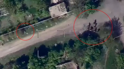 O drona kamikaze a rusilor loveste in plin un grup de soldati ucraineni - VIDEO O drona kamikaze a rusilor loveste in plin un grup de soldati ucraineni - VIDEO