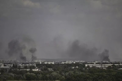 Armata ucraineana ar putea fi nevoita sa se retraga din orasele regiunii Luhansk Armata ucraineana ar putea fi nevoita sa se retraga din orasele regiunii Luhansk