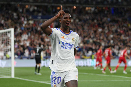 Liverpool - Real Madrid 0-1. Spaniolii, unici in istoria fotbalului, castiga trofeul Champions League pentru a 14-a oara Liverpool - Real Madrid 0-1. Spaniolii, unici in istoria fotbalului, castiga trofeul Champions League pentru a 14-a oara