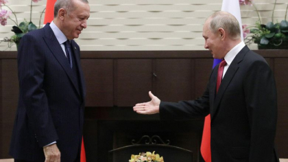 Putin vrea sa colaboreze cu Turcia pentru a debloca exporturile de cereale din Ucraina prin Marea Neagra Putin vrea sa colaboreze cu Turcia pentru a debloca exporturile de cereale din Ucraina prin Marea Neagra