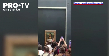 Faimosul tabloul “Mona Lisa” pictat de Leonardo da Vinci si pastral in Muzeul Luvru a fost vandalizat de un vizitator