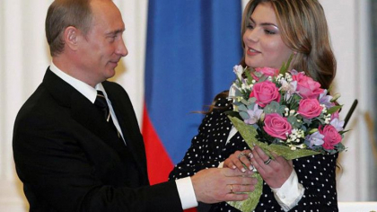Canada sanctioneaza 21 de apropiati ai lui Putin. Pe lista e si Alina Kabaeva, presupusa lui iubita Canada sanctioneaza 21 de apropiati ai lui Putin. Pe lista e si Alina Kabaeva, presupusa lui iubita