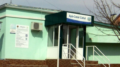 Detalii despre dosarul Apa-Canal Cahul. Presedintele Consiliului de administrare al intreprinderii - citat si recunoscut in calitate de banuit