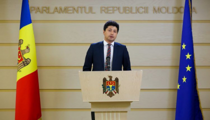 Votat in lectura finala: agentii economici vor fi scutiti de facturi fiscale atunci cand vor face cumparaturi cu cardul bancar si vor dori sa-si deduca cheltuielile