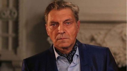 Un cunoscut jurnalist rus, care a denuntat razboiul lui Putin, a primit cetatenie ucraineana. Rusia il cauta de trei luni Un cunoscut jurnalist rus, care a denuntat razboiul lui Putin, a primit cetatenie ucraineana. Rusia il cauta de trei luni