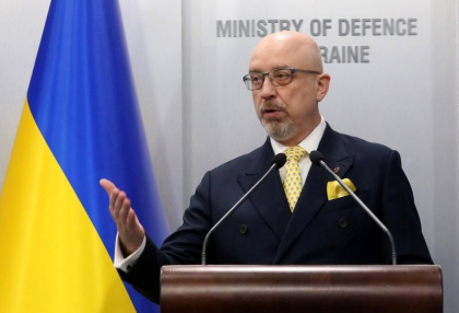Ministrul apararii de la Kiev: NATO ar trebui sa ia in considerare varianta prin care Ucraina devine membru „de facto”, nu „de jure” al Aliantei Ministrul apararii de la Kiev: NATO ar trebui sa ia in considerare varianta prin care Ucraina devine membru „de facto”, nu „de jure” al Aliantei