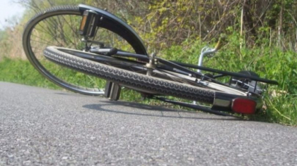 A lovit cu masina un biciclist, apoi a fugit de la locul faptei. Un barbat din Ialoveni - ajuns in vizorul politistilor