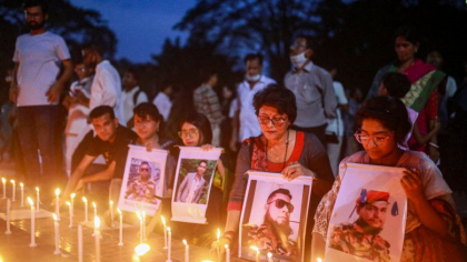 41 de oameni au murit si peste 300 au fost raniti din cauza unor etichete gresite. Scandal de proportii dupa incendiul din Bangladesh - GALERIE FOTO 41 de oameni au murit si peste 300 au fost raniti din cauza unor etichete gresite. Scandal de proportii dupa incendiul din Bangladesh - GALERIE FOTO
