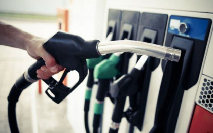 Benzina - tot mai aproape de 33 de lei. Noile preturi stabilite de ANRE pentru carburanti - FOTO