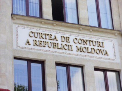 Parlamentul a votat. Violeta Andries nu mai este membru al Curtii de Conturi Parlamentul a votat. Violeta Andries nu mai este membru al Curtii de Conturi