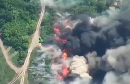 Pozitie de artilerie ruseasca, rasa de pe fata pamantului de ucraineni. Cel putin 13 vehicule distruse intr-un singur atac - VIDEO Pozitie de artilerie ruseasca, rasa de pe fata pamantului de ucraineni. Cel putin 13 vehicule distruse intr-un singur atac - VIDEO