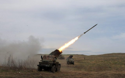 Rusia distruge un al doilea pod care leaga Severodonetsk si Lysychansk: Urmatoarele doua zile vor fi dificile. „Ei vor sa taie complet posibilitatea fie de a scoate oameni, fie de a aduce munitii si intariri” Rusia distruge un al doilea pod care leaga Severodonetsk si Lysychansk: Urmatoarele doua zile vor fi dificile. „Ei vor sa taie complet posibilitatea fie de a scoate oameni, fie de a aduce munitii si intariri”
