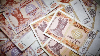 Aproximativ 150 de milioane de lei, terenuri si constructii - sechestrate in dosarele fraudei bancare