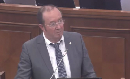 Viorel Gherciu, in plenul Parlamentului: „Sistarea temporara a graului si zaharului  a permis asigurarea securitatii alimentare pana la roada noua”