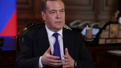 Medvedev: Nu discutam cu SUA. Americanii sa se tarasca inapoi si sa ne ceara sa negociem Medvedev: Nu discutam cu SUA. Americanii sa se tarasca inapoi si sa ne ceara sa negociem