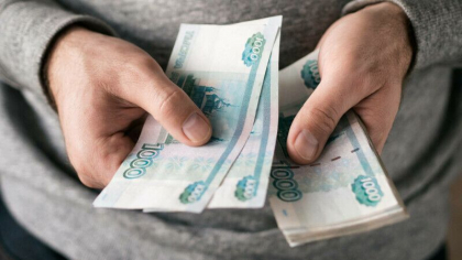Rubla a urcat la cel ridicat nivel fata de dolar din ultimii 7 ani. Cum a devenit moneda rusa cea mai performanta din lume
Rubla a urcat la cel ridicat nivel fata de dolar din ultimii 7 ani. Cum a devenit moneda rusa cea mai performanta din lume