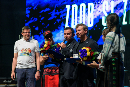 Solistul Roman Iagupov de la Zdob si Zdub si fratii Advahov au devenit cetateni de onoare ai judetului Iasi - FOTO