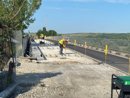 In atentia calatorilor. La vama Leuseni si Sculeni se desfasoara lucrari de reparatie. Precizarile Politiei de Frontiera - FOTO