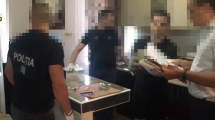 Perchezitii la penitenciarul din Cricova. Doi detinuti adunau bani si alte bunuri materiale pentru a sustine o organizatie criminala condusa de un hot in lege - VIDEO