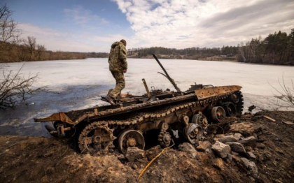 Sefa serviciilor de informatii americane: Armata rusa va avea nevoie de „ani de zile” pentru a se recupera dupa razboi, ceea ce ar creste riscul nuclear Sefa serviciilor de informatii americane: Armata rusa va avea nevoie de „ani de zile” pentru a se recupera dupa razboi, ceea ce ar creste riscul nuclear