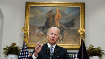 Joe Biden, mesaj catre benzinariile din SUA: Sunt vremuri de razboi. Scadeti pretul la pompa Joe Biden, mesaj catre benzinariile din SUA: Sunt vremuri de razboi. Scadeti pretul la pompa