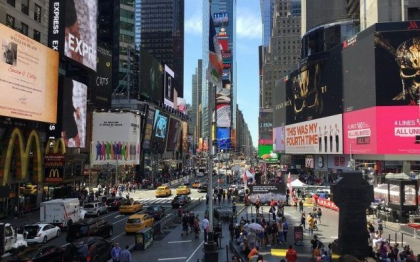 Lege care interzice armele in numeroase spatii publice, adoptata in statul american New York Lege care interzice armele in numeroase spatii publice, adoptata in statul american New York