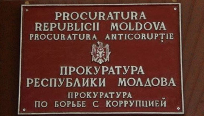 Prin acte false si date eronate au prejudiciat mai multe persoane cu peste 14 milioane de lei. Un administrator si alte doua persoane - retinute. Ce au facut acestia
